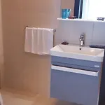 Apartment Summerland Mamaia Mamaia